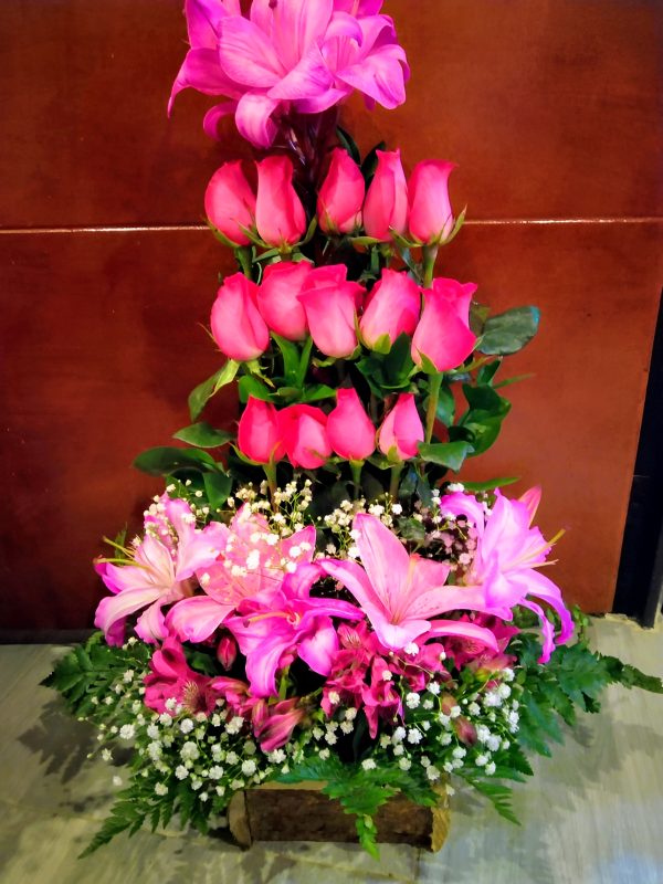 Rosas, lirios y astromelias R76